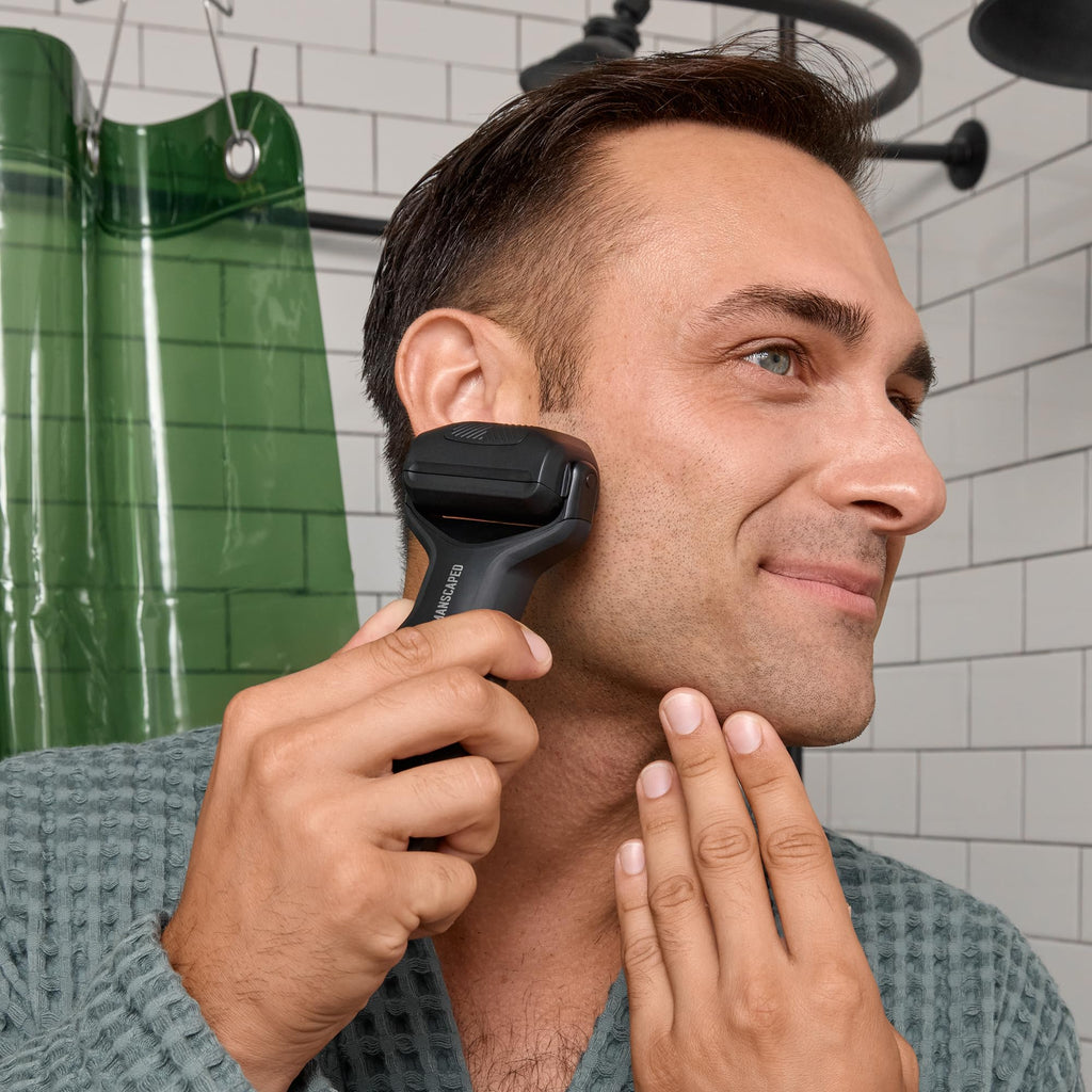 MANSCAPED® The Chairman™ PRO Men’s Electric Foil Face Shaver